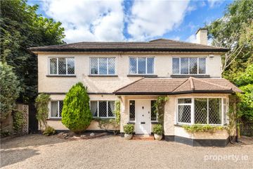 Woodleigh, Leopardstown Road, Foxrock, Dublin 18, D18F3F4