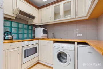 Apartment 138, Block 4, Custom Hall, Dublin 1, D01KV29 — photo 2