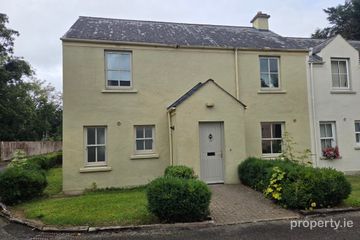 13 Bunratty Castle Gardens, Bunratty, Hurlers Cross, Co. Clare, V95KC86