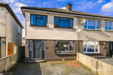 14 Chestnut Grove, Kingswood, Tallaght, Dublin 24 — photo 2
