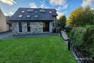 The Square, Inistioge, Thomastown, Co. Kilkenny