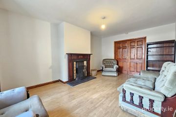 9 Carrig An Oir, Tobarteascain, Ennis, Co Clare, V95 YHY4 — photo 3