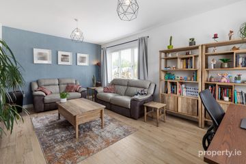 2 River Drive, Ashtown, Dublin 15, D15 P8NP — photo 3