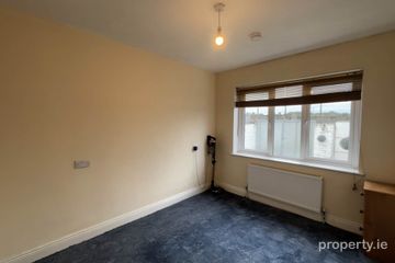 21 Maigue Way, Carew Park, Limerick, Co. Limerick, V94N29A — photo 3