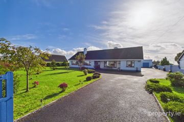 Moneen, Menlough, Ballinasloe, Co. Galway, H53P263