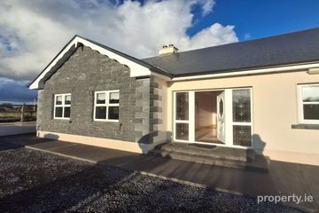 Carraig Mhór, Dooncastle, Westport, Co. Mayo — photo 2