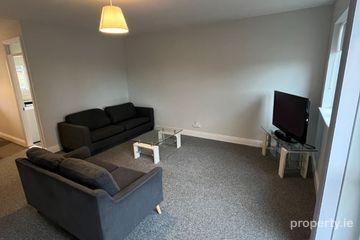 3 Bed Apartment, The New Maltings, Block D, Watling Street, Dublin 8 — photo 3