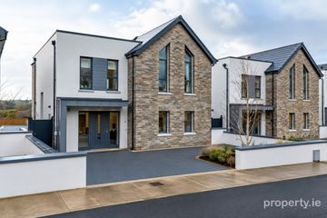 2 The Belvedere, Ballinacubby, Kinsale, Co. Cork, P17C446