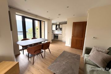 Apartment 28, Block H2, Lansdowne Gate, Lansdowne Valley, Drimnagh, Dublin 12 — photo 2
