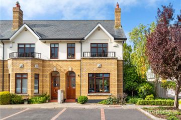 37 Elton Court, Castlepark Road, Sandycove, Co. Dublin, A96 FP95