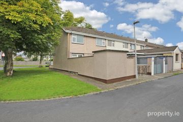 1 Cronan Park, Shannon, Clare, V14DW92 — photo 3