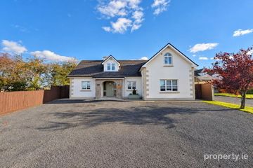 1 Whitethorne Place, Tubbercurry, Co. Sligo, F91A7X8 — photo 2