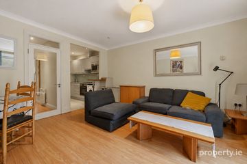 98 Jervis Place, Strand Street, Dublin 1