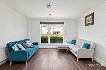 14 Saint Helen'S Chase, Adamstown, Adamstown, Co. Dublin, K78N7C9 — photo 3