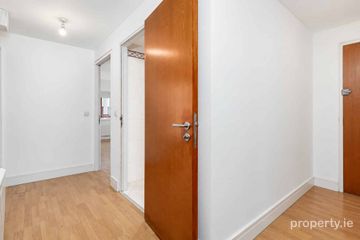 10 Grove Court, Blanchardstown, Dublin 15 — photo 2