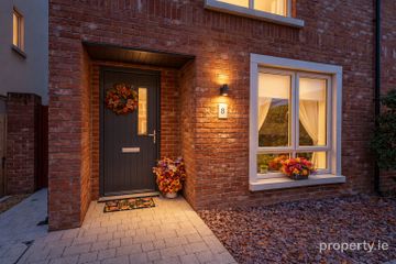 8 Whitethorn Place, Naas, Naas, Co. Kildare, W91E2RV — photo 3