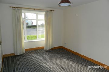 22 Ringcurran Rise, Ardbrack, Kinsale, Co. Cork — photo 3