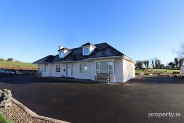 Crosserlough, Ballyjamesduff, Co. Cavan, A82E3Y2