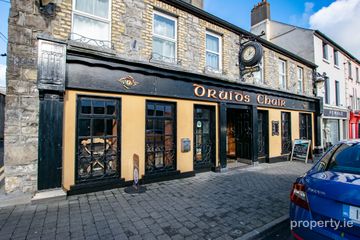 Druids Chair, Pearse St, Mullingar, Co. Westmeath, N91YY02
