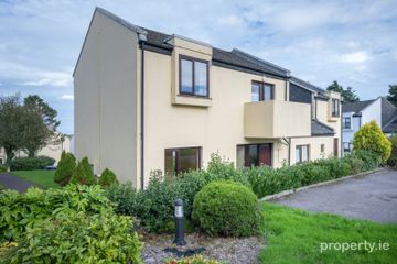 11 Carleton Village, Golf Links Road, Youghal, Co. Cork, P36DA03