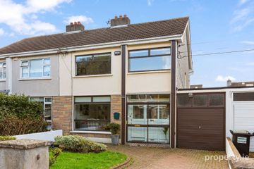 40 Glendoher Drive, Rathfarnham, Dublin 16, D16PX68