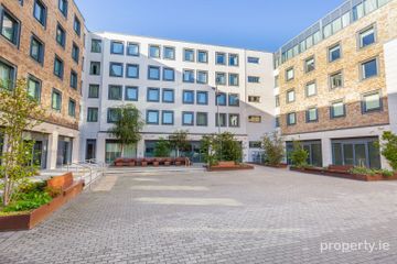 Cafe Unit, Tivoli Staycity Aparthotel, 135 Francis Street, Christchurch, Dublin 8 — photo 3