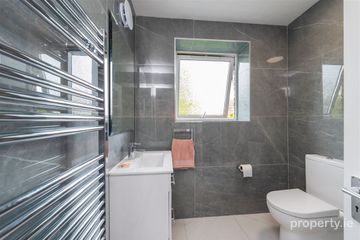 Apt Hillcrest Court , Drumcondra, Dublin 9 — photo 3