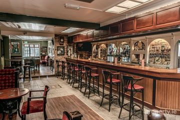 The Sheeney Pub, Kells, Co. Meath, A82FK24 — photo 3