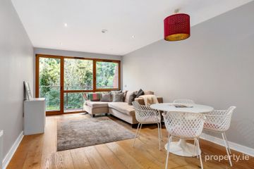 53 The Cedar, Parkview, Stepaside, Dublin 18, D18Y1KN — photo 2