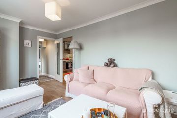 Apt, Mountain View Court, Harold's Cross, Dublin 6w — photo 2