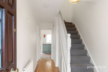 24 Foxrock Mount, Foxrock, Dublin 18, D18H5R7 — photo 2