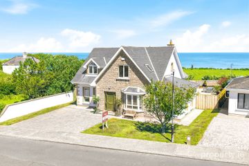 1 South Bay, Rosslare Strand, Co. Wexford, Y35E3WX — photo 2