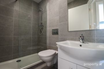 Apartment 153, Block 4, Parkgate Place, Dublin 8 — photo 3