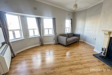 Apartment E, Saint Peter'S Port Apartments, Saint Peter'S Port, Athlone, Co. Westmeath, N37FR53 — photo 2