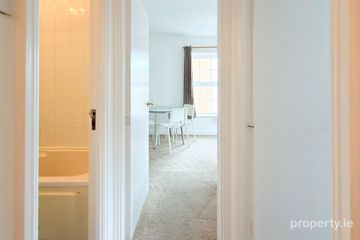 Apartment, Block 3, Custom Hall, Dublin 1 — photo 3