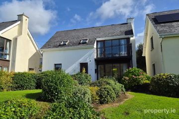 8 The Waterfront, Dromod, Carrick-on-Shannon, Co. Leitrim, N41YW40