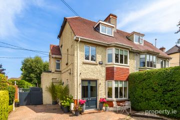 5 Stradbrook Road, Blackrock, Co. Dublin, A94T2R4