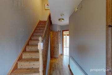 30 Dartry Park, Cootehill, Co. Cavan, H16WV81 — photo 2