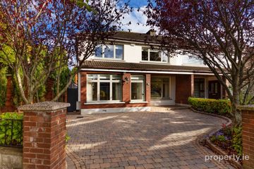 31 Hampton Court, Clontarf, Dublin 3, D03 H229 — photo 2