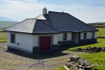 Ballinavounig, Dingle, Co. Kerry, V92C985