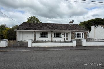 Prague, Patrick Avenue, Portarlington, Co. Offaly, R32FX67 — photo 3