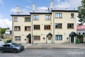 6 Cruises Hill, Naul Village, Naul, Co. Dublin