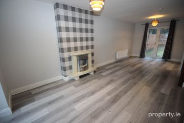 13 Forest Park, Killygordon, Co. Donegal — photo 2