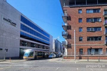 11 Slaney House, Custom House Square, Dublin 1