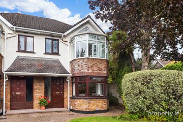 12 Fey Yerra, Leopardstown Road, Foxrock, Dublin 18, D18 CV44