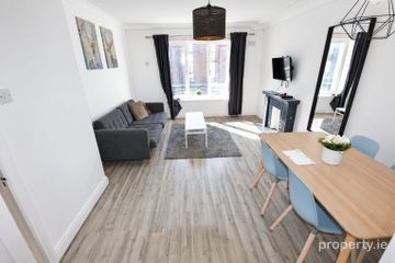 Apartment  Stapleton House Mountjoy Square, Dublin 1 — photo 2