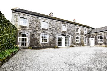 Geashill Castle, Geashill, Co. Offaly, R35DC42 — photo 2