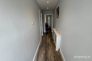 18 Herbert Grove, Castletroy View, Limerick, Co. Limerick, V94A99E — photo 2