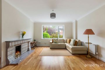 11 Southwood Park (Off Mount Merrion Avenue), Blackrock, Co. Dublin, A94P7Y8 — photo 3