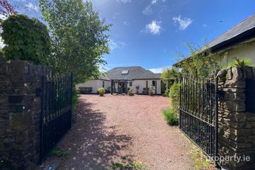 Castlelands, Castlepark, Kinsale, Kinsale, Co. Cork, P17FR96 — photo 2